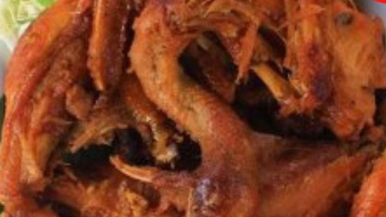 2. Ayam Goreng Bu Tini
YOGYAKARTA,  INDONESIA
JL. SULTAN AGUNG 17