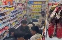 Simpatisan Bikers CB Nganjuk Geruduk Minimarket, Berantakan dan Bikin Kotor