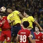 Kevin Rodriguez dari Union SG melakukan sundulan dengan pemain Liverpool Jarell Amorin Quansah selama pertandingan sepak bola Grup E Liga Europa antara Union SG dan Liverpool di stadion RSC Anderlecht di Brussels, Kamis, 14 Desember 2023. (AP Photo/Geert Vanden Wijngaert)