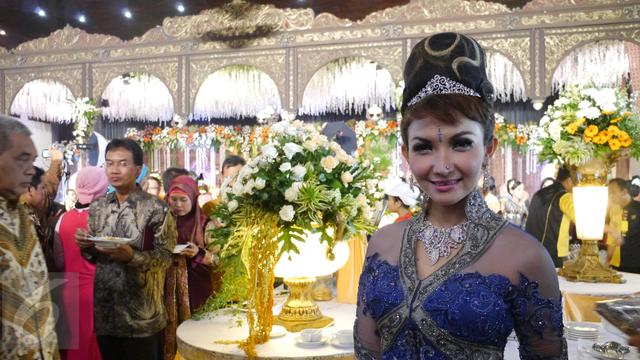 Suasana Resepsi Gibran-Selvi yang Sederhana Namun Elegan