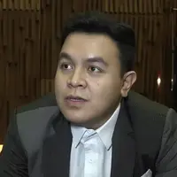 Dunia tarik suara ternyata lebih menarik bagi Tulus ketimbang arsitektur. Apa alasannya?