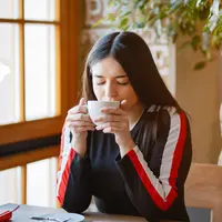 Metabolisme adalah proses penting yang bekerja sepanjang waktu untuk mengubah makanan menjadi energi. Ketika metabolisme berjalan dengan baik, tubuh mampu membakar kalori lebih efektif, menjaga berat badan stabil, dan mendukung berbagai fungsi vital seperti pernapasan, peredaran darah, dan perbaikan sel. (foto/dok: freepik/proostoleh)