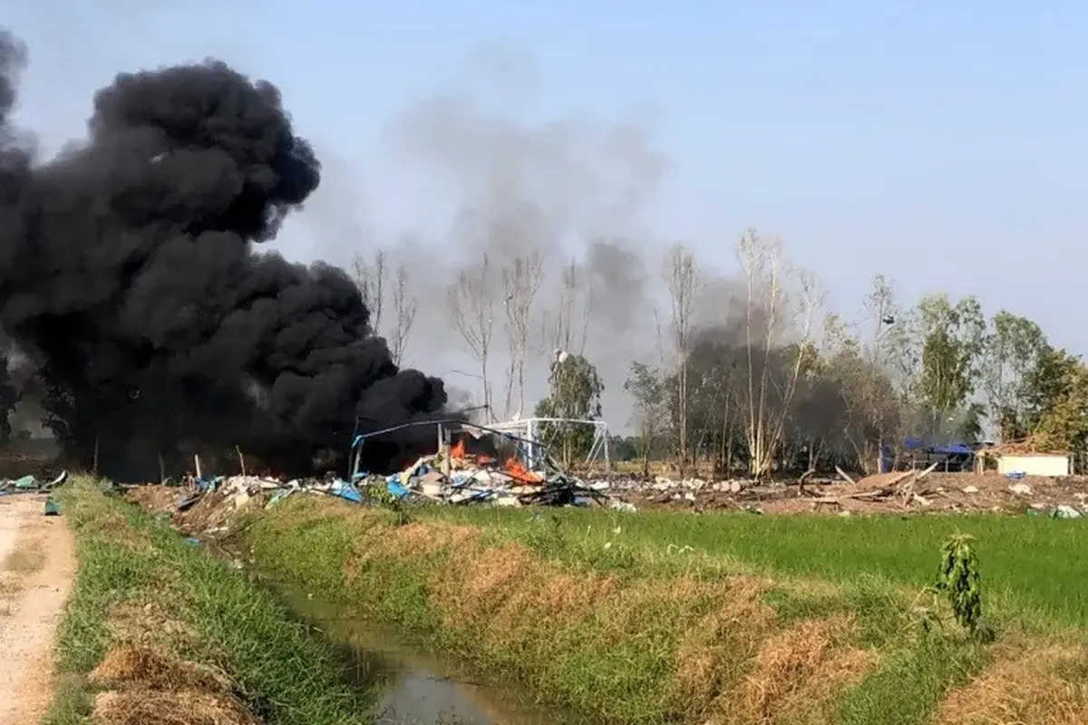 Ledakan di gudang kembang api di Thailand. (AFP)