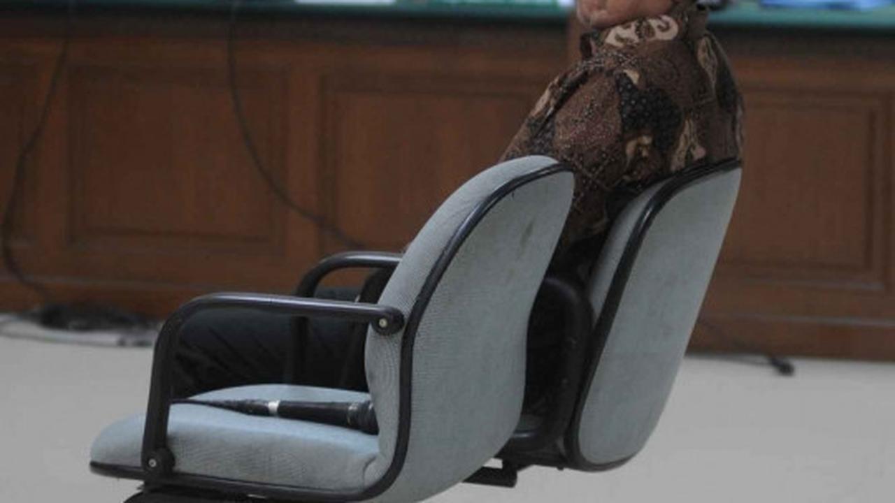 Rio Capella jalani sidang perdana kasus suap bansos