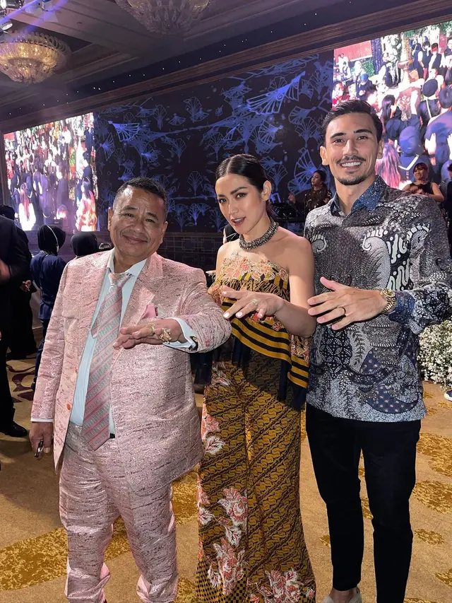 7 Potret Artis di Ultah ke-60 Ketua MPR RI Bambang Soesatyo, Bertabur Bintang
