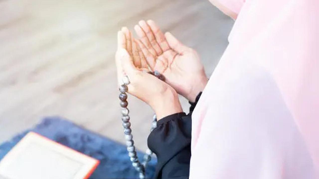 Bacaan Doa Hari Asyura 10 Muharram 2025 untuk Mendapat Pertolongan Allah, Lengkap Disertai Artinya