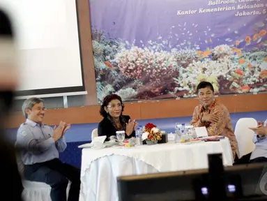 Menteri Susi Pudjiastuti saat menghadiri Refleksi Tahun 2014 dan Outlook 2015, Jakarta, Senin (5/1/2015). (Liputan6.com/Faizal Fanani)