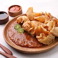 Resep batagor./Copyright depositphotos.com/rickyherawan84