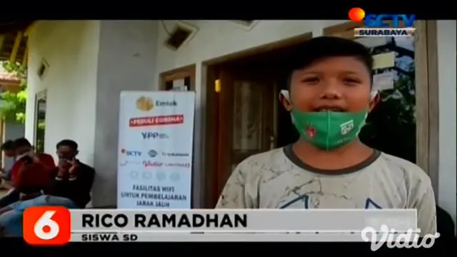 Pesan suara melalui telepon genggam dikirim seorang guru sekolah dasar di Desa Tugusari Kecamatan Bangsalsari Jember Jawa Timur. Sudah 2 minggu ini para siswa menikmati layanan wifi gratis sumbangan dari pemirsa SCTV Indosiar.