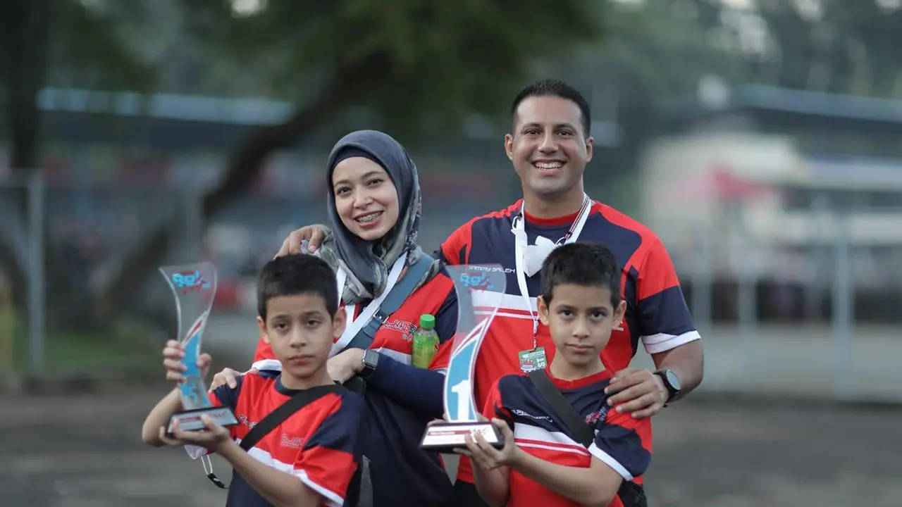 Pembalap Kembar Rasyad dan Risyad