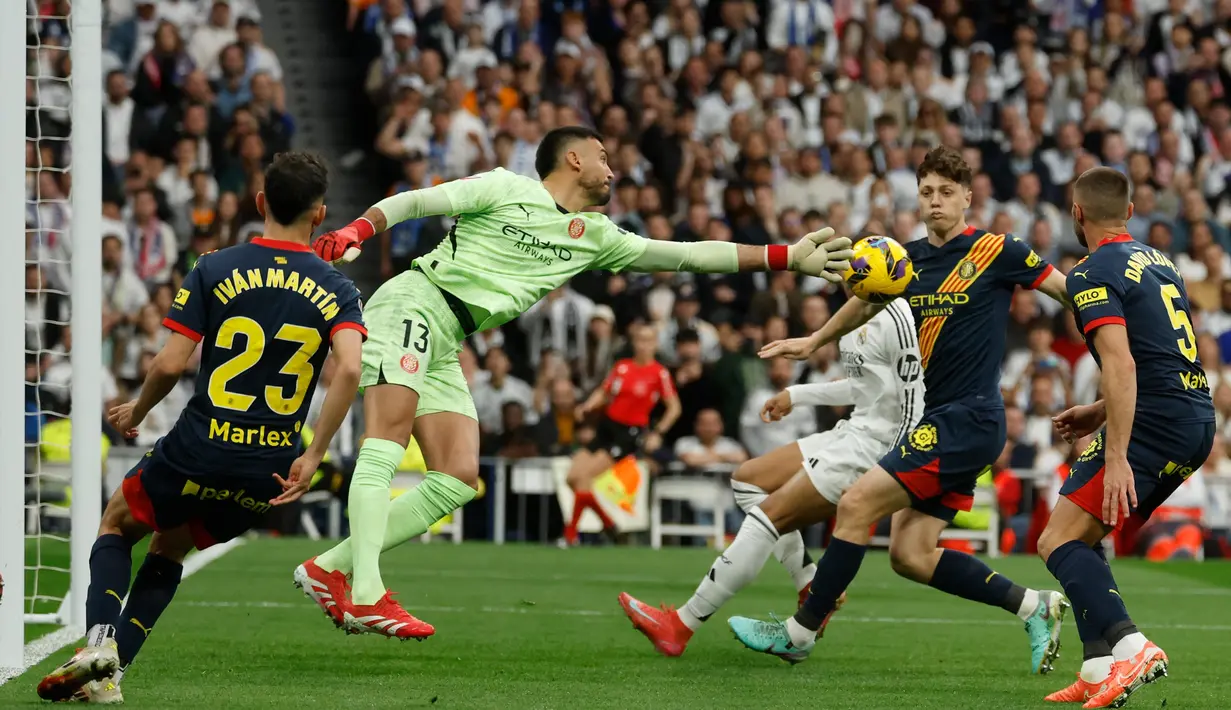 Menjamu Girona, Real Madrid tampil percaya diri dan menang 2-0. (Pierre-Philippe MARCOU/AFP)