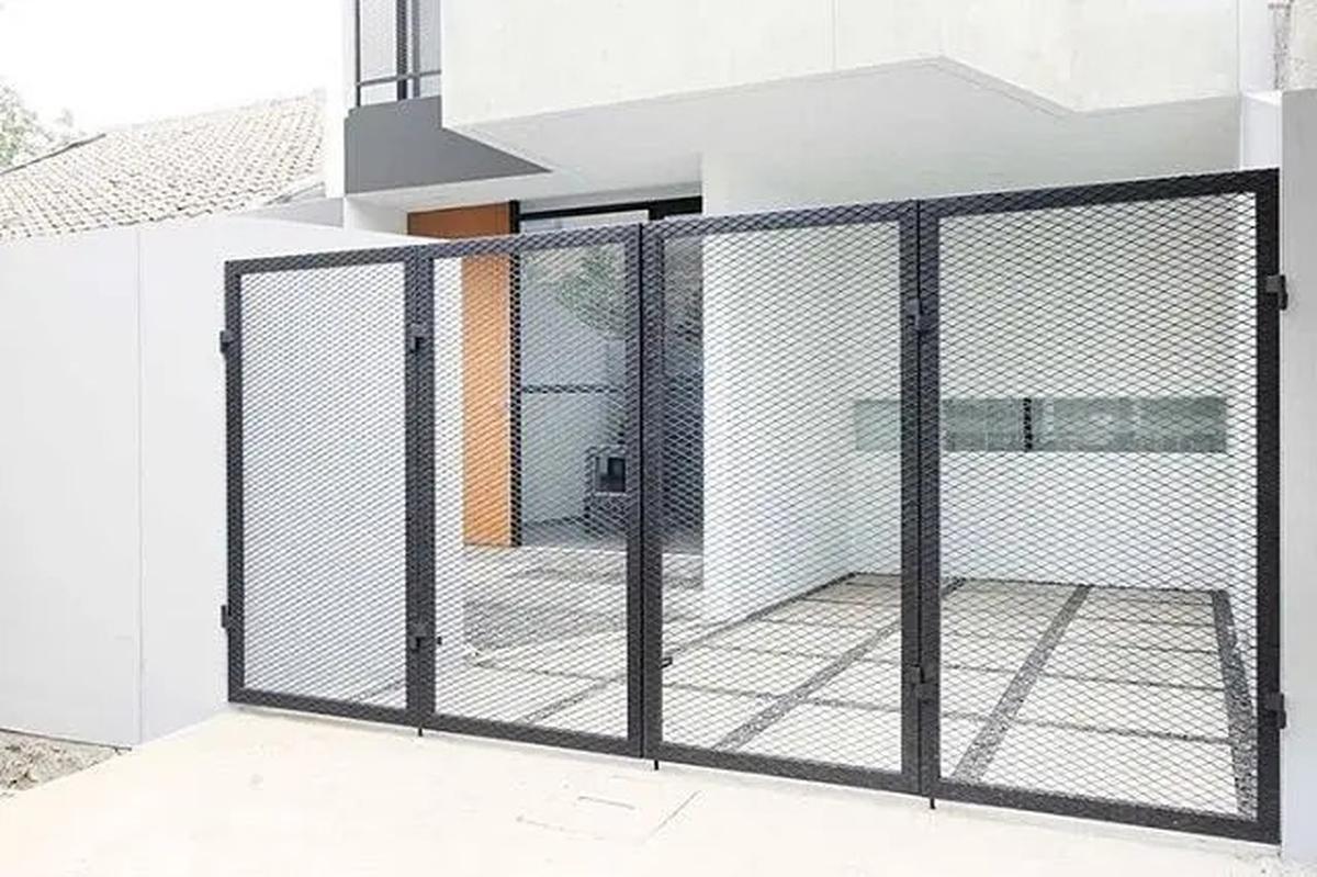 Model Pagar Besi Ala Rumah Industrial yang Unik dan Estetis