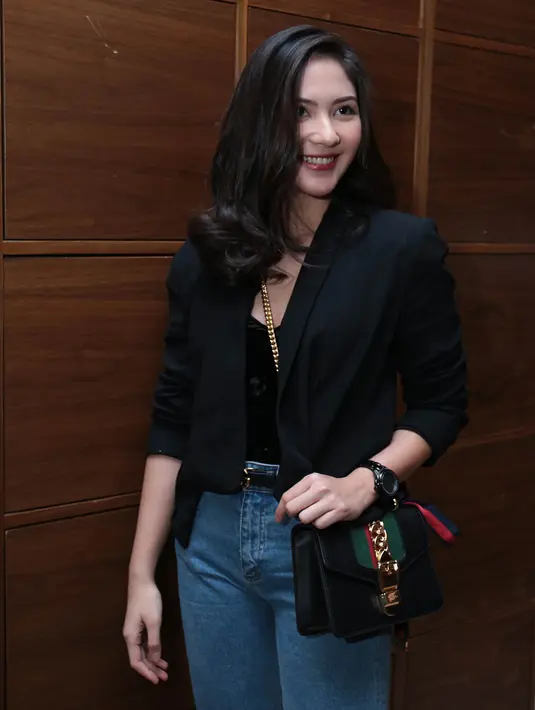 "Ya harus dewasa ngejalanin rumah tangga. Jadi engga gampang, belum siap sih akunya," tandas Jessica Mila. (Deki Prayoga/Bintang.com)