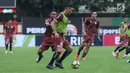 Pemain Persija saat latihan resmi jelang laga lanjutanGo-Jek Liga 1 Indonesia 2018 bersama Bukalapak di Lapangan PTIK, Jakarta, Jumat (29/6). Persija akan menjamu Persib pada Sabtu (30/6). (Liputan6.com/Helmi Fithriansyah)