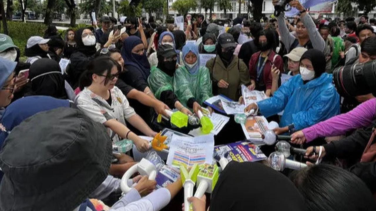 Demo Bareng Relawan Anies, K-Popers Protes Tolak Kenaikan PPN 12% Karena Tiket Konser jadi Mahal