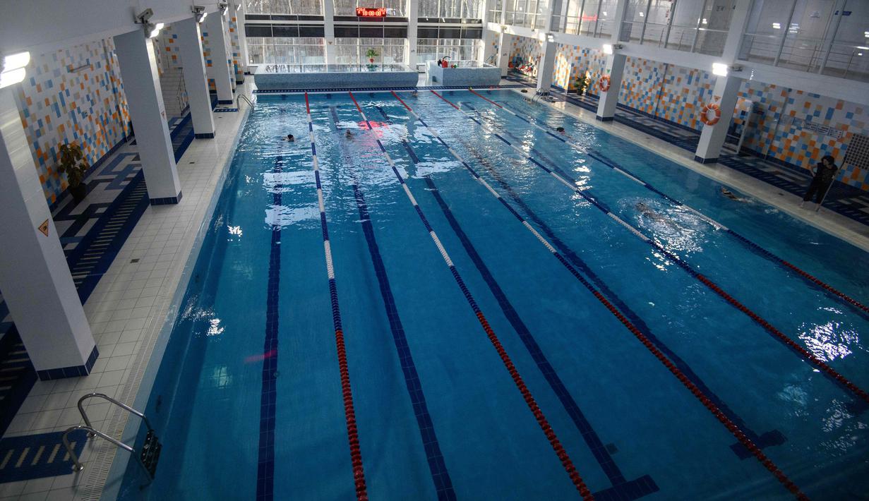 Kolam renang Pusat Olahraga Olimpiade yang dipilih untuk menjadi markas tim nasional sepak bola Panama pada Piala Dunia 2018 di Saransk, Rusia, Kamis (3/5). (Mladen ANTONOV / AFP)