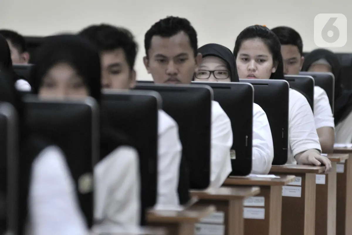 Ragam Ekspresi Para Peserta Tes CPNS