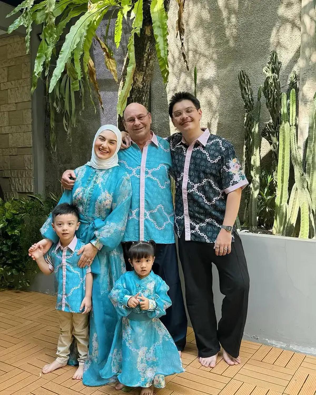 6 Potret Irish Bella dan Sang Ayah Sebelum Meninggal Dunia, Tinggal Kenangan