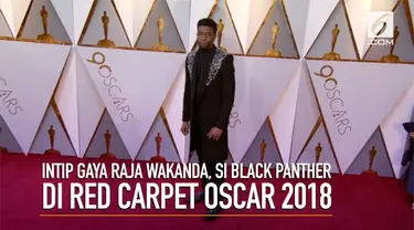 Chadwick Boseman mengenakan kostum Black Panther saat menghadiri ajang penghargaan Academy Awards ke-90.