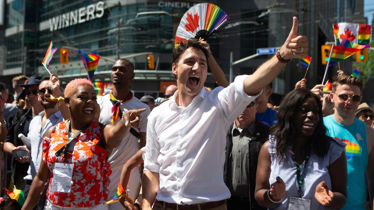 PM Kanada Justin Trudeau Ikuti Pawai LGBT di Toronto