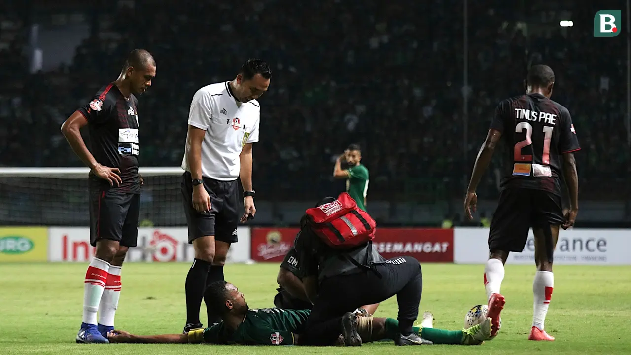 Persebaya Surabaya, Persipura Jayapura, Ruben Sanadi