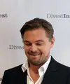 Kabar bahagia datang dari Leonardo DiCaprio. Aktor tampan ini akhirnya bertunangan dengan wanita yang disebut-sebut sebagai kekasihnya. (AFP/Bintang.com)