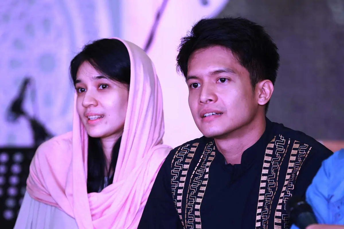 [Bintang] Dhini Aminarti dan Dimas Seto