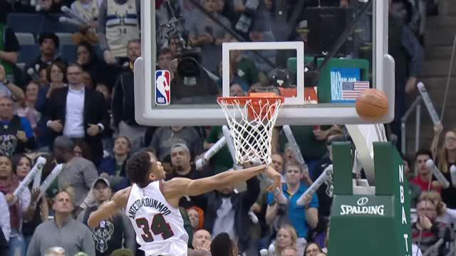 Berita video game recap NBA 2017-2018 antara Washington Wizards melawan Milwaukee Bucks dengan skor 107-104.