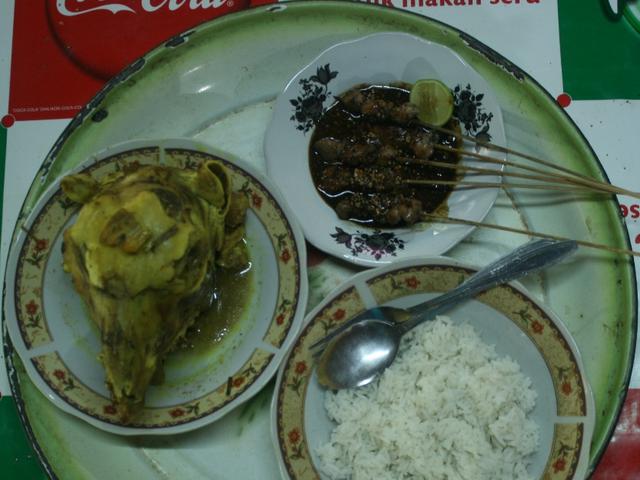 Selamat Pagi Berani Sarapan Dengan Gulai Kepala Kambing Ini
