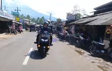 Kendarai Sepeda Motor, Letjen Kunto Arief Tinjau Pembangunan Sekolah Gratis di Garut