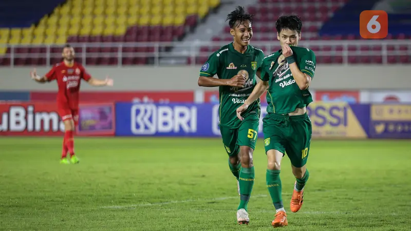 Foto: Taisei Marukawa Kembali Buktikan Ketajaman Bersama Persebaya saat Mengalahkan Persija di Pekan Kesembilan BRI Liga 1