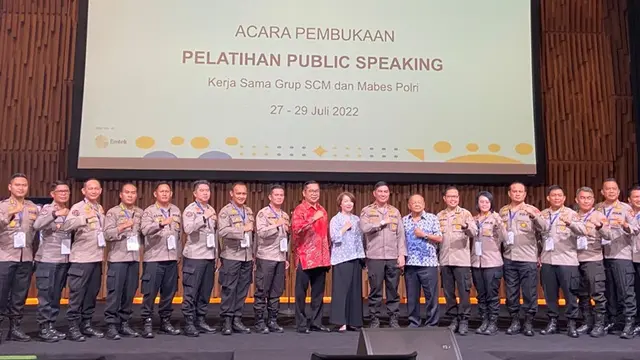 Mabes Polri menggandeng Surya Citra Media (SCM) dalam pelatihan public speaking di SCTV Tower, Jakarta, Rabu (27/7/2022) (Liputan6.com/Muhammad Radityo Priyasmoro)