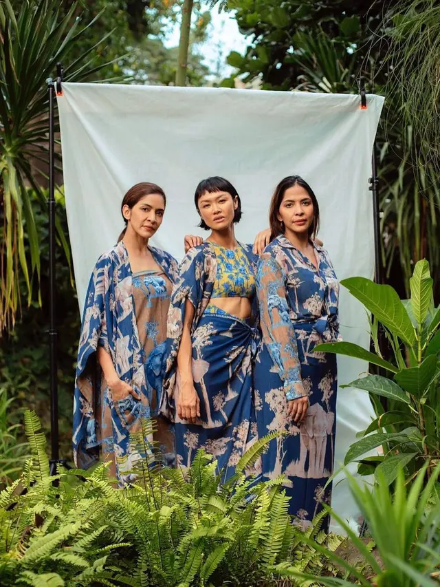 Fimela Awards Fashion Designer of The Year: Amanda dan Janna Soekasah, Gaungkan Pelestarian Alam dan Budaya Indonesia Melalui Fashion