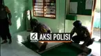 Warga kampung Tiber Semarang Jawa Tengah kedatangan sejumlah polisi berhelm. Mereka masuki sebuah musala di kampung tersebut. Ada apa?