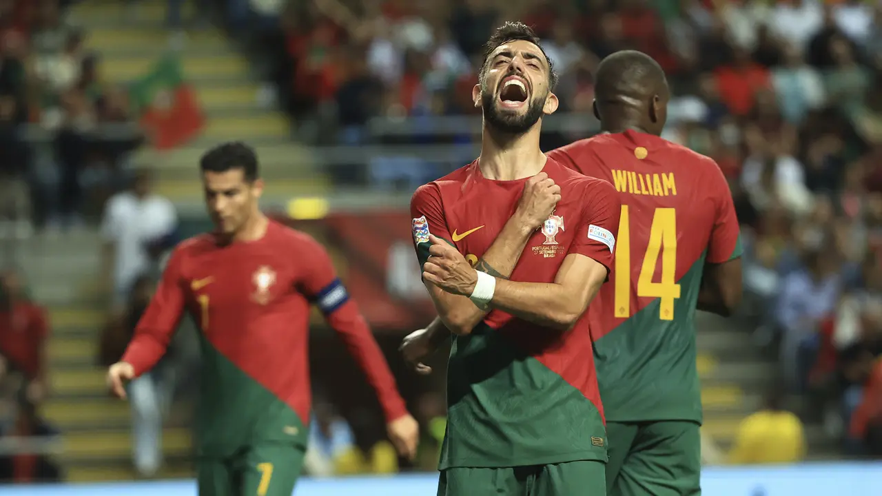 Foto: Dipaksa Main dan Tampil Bapuk Lawan Spanyol, Cristiano Ronaldo Gagal Bawa Portugal ke Semifinal UEFA Nations League