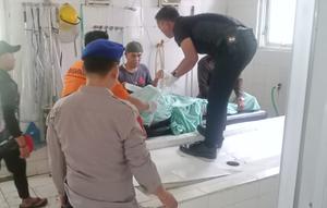 Identitas pria yang ditemukan tewas tenggelam di Pantai Karanghawu, Kecamatan Cisolok, Kabupaten Sukabumi, akhirnya terungkap. (Liputan6.com/Fira Syahrin)