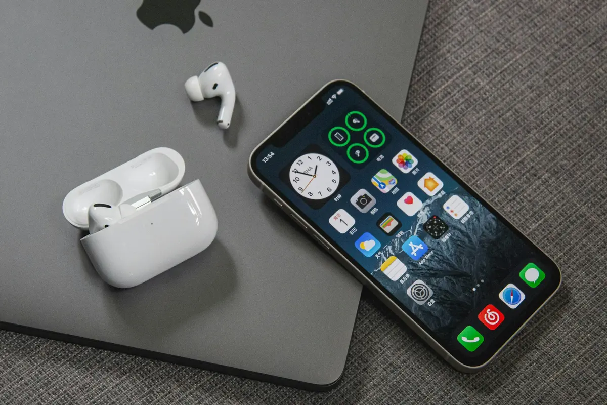 AirPods