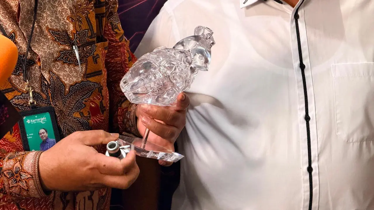 RSCM telah melakukan implantasi alat bantu jantung Left Ventricular Assist Device (LVAD) CoreHeart 6, perangkat bantu jantung berukuran paling kecil di dunia.