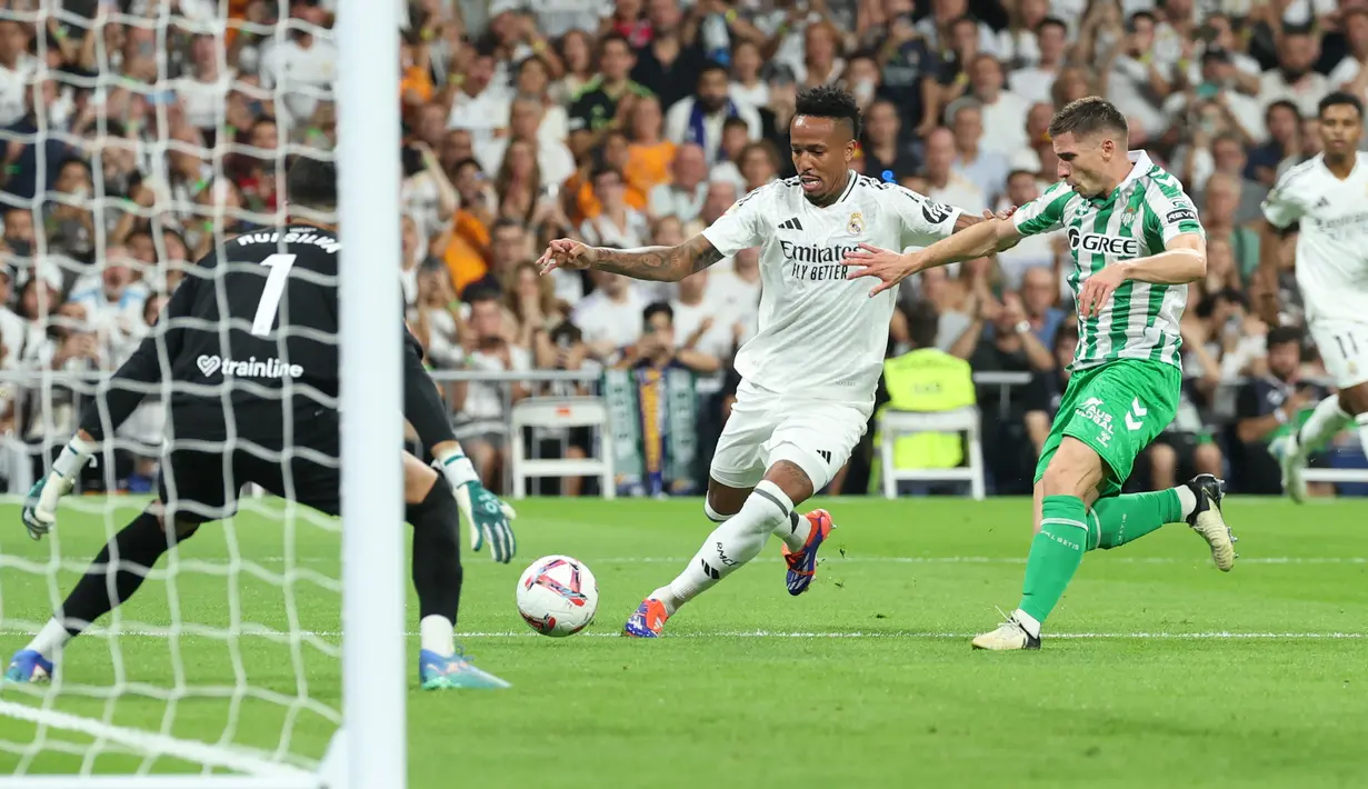 Sementara itu Betis menempati posisi 17 dengan raihan dua poin saja. (Thomas COEX / AFP)