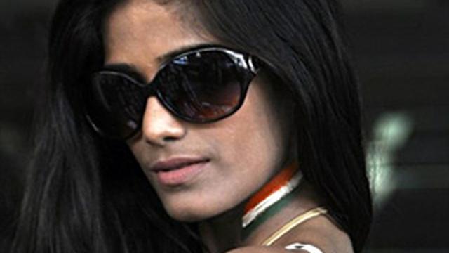 Poonam Pandey (© AFP 2011)