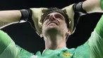 Liga Champions musim 2021/2022 yang telah ditutup dengan menahbiskan Real madrid sebagai kampiun usai mengalahkan Liverpool 1-0, tentunya juga telah mencatatkan pemain-pemain terbaik dari tiap posisi, termasuk kiper atau penjaga gawang. Di posisi kiper tercatat 5 kiper terbaik dengan jumlah penyelamatan terbanyak. Siapa saja? Yuk disimak uraiannya. (AP/Frank Augstein)