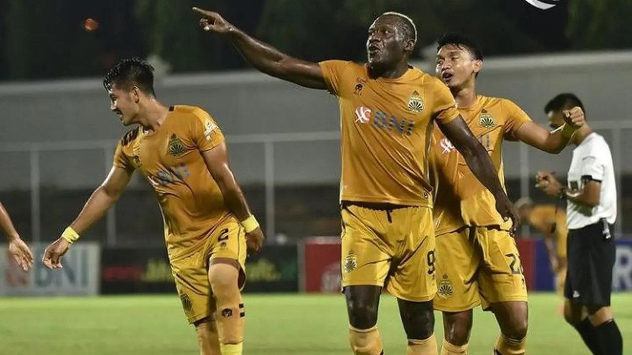 Herman Dzumafo - Bhayangkara FC - BRI Liga 1 2021/2022