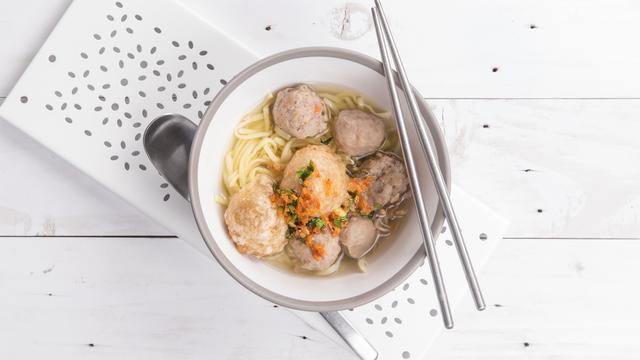 Ilustrasi Bakso Daging Ayam