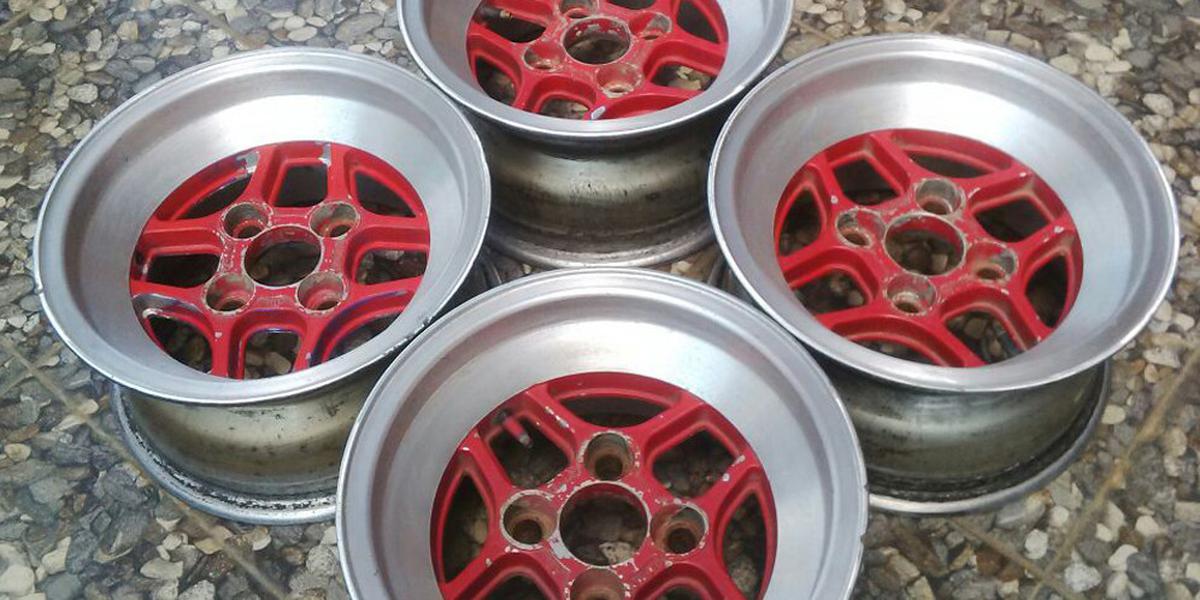 Perkuat Tampilan Retro Mobil dengan Velg Tom