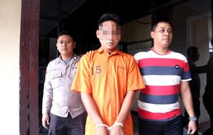 Tampang tersangka penusukan terhadap pedagang bawang di Pasar Sarinongko, Kabupaten Pringsewu, Lampung (Istimewa)