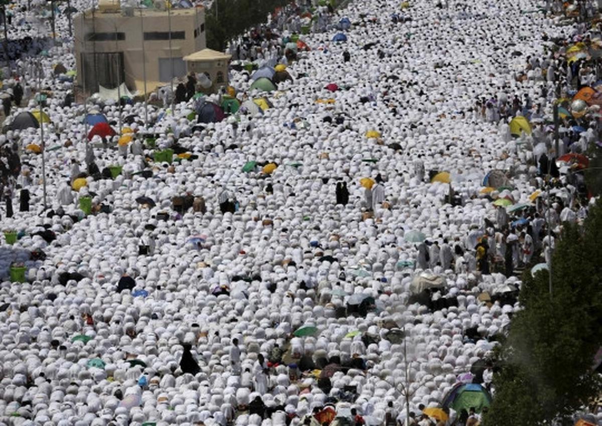 Pemandangan menakjubkan jutaan jemaah haji wukuf di Arafah