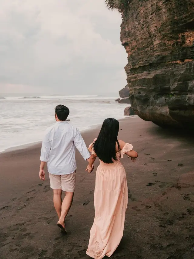 Mutia Ayu Unggah Foto Mesra Bareng Pria, Ini 6 Potretnya