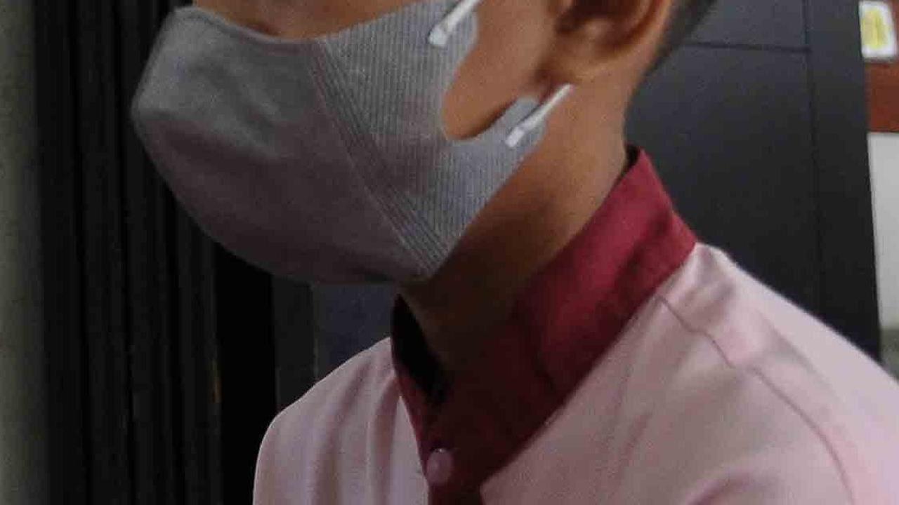 FOTO: Pemeriksaan Kesehatan Murid SD di Tengah Buruknya Polusi Udara Jakarta