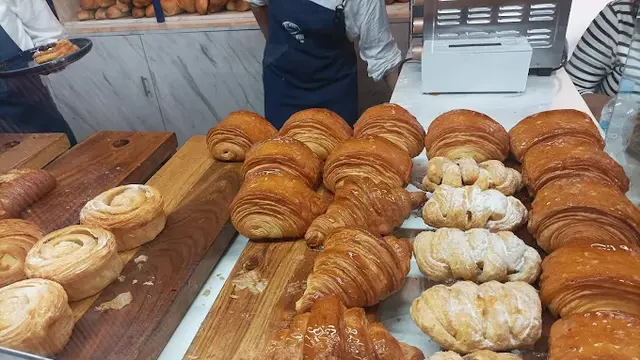 Ilustrasi Toko Roti dan Kue/Foto: Google Maps London Layers Bakehouse/Airborne