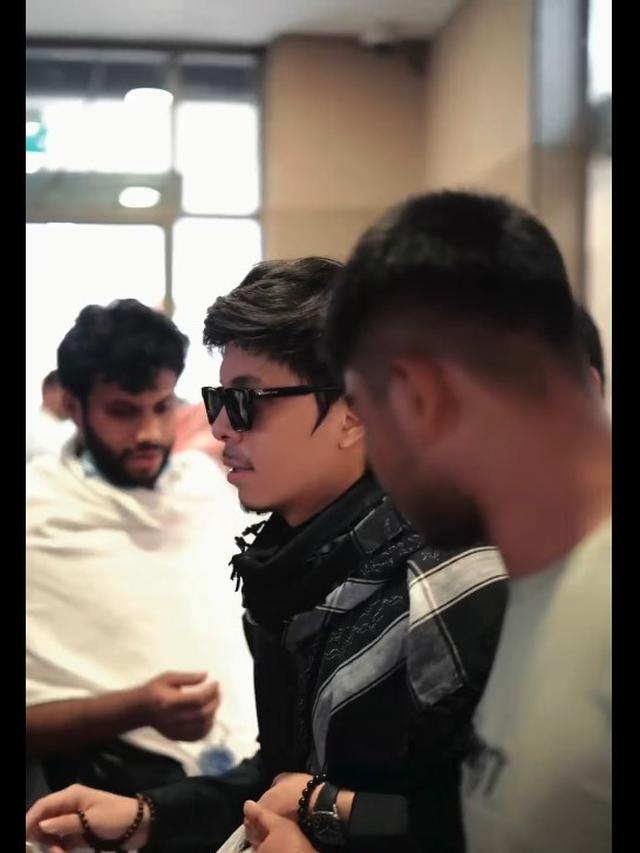 Atta Halilintar Bagi-bagi Takjil